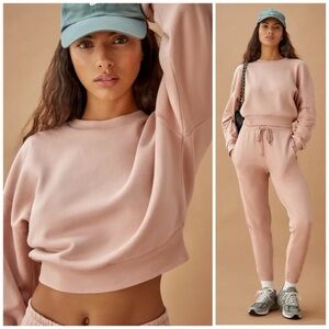 Reformation Dusty Pink Hunter Cropped Sweatshirt NWT